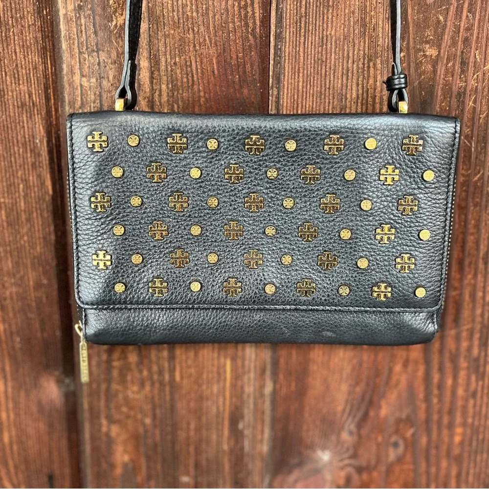 RARE Tory Burch black leather clutch/shoulder bag with gold tone logos and studs - Picture 9 of 11